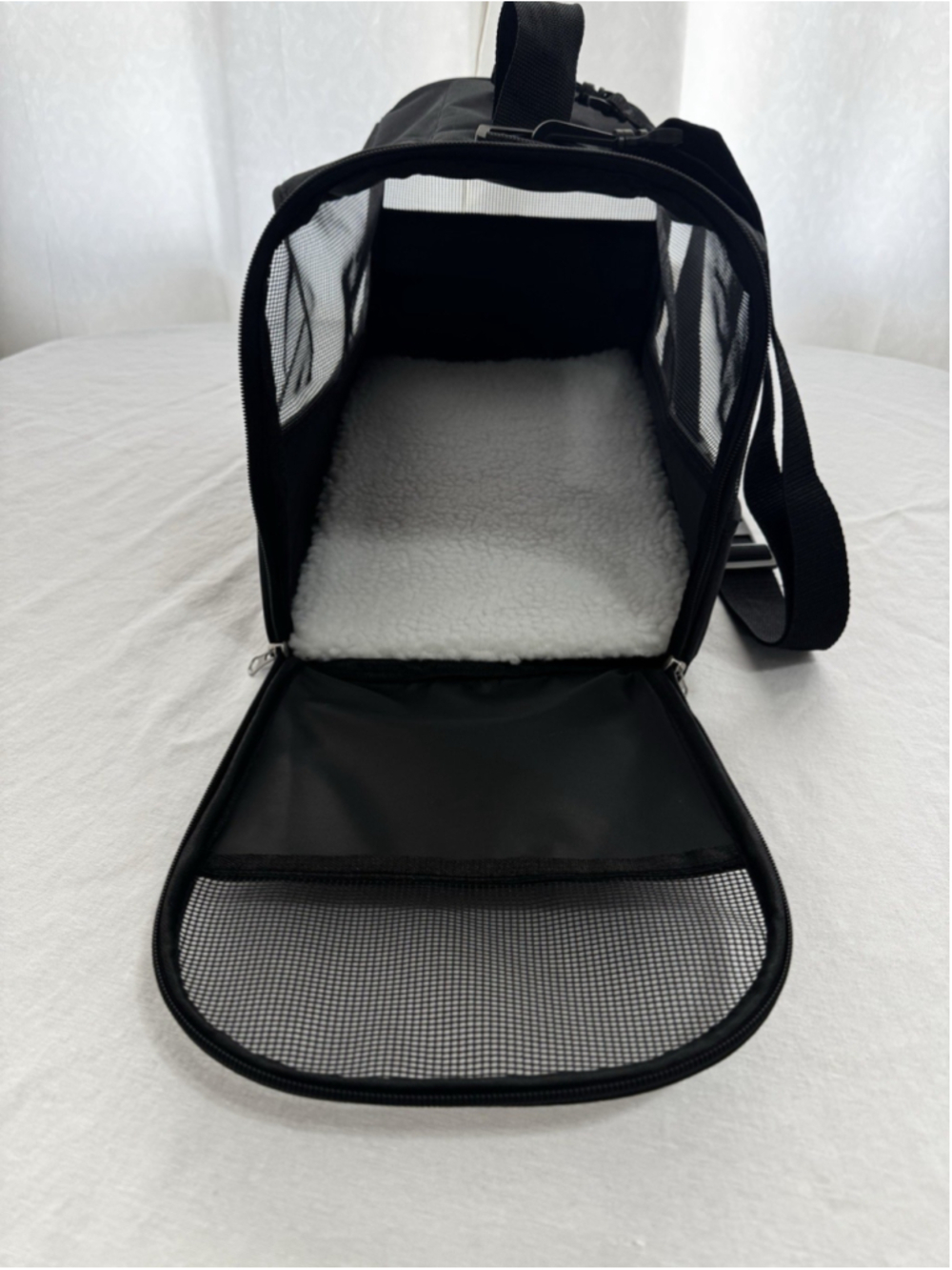 Trustypup Dog Cat Small Pet Carrier Soft Sided Comfort Bag TSA Compliant NWOT - Picture 9 of 12